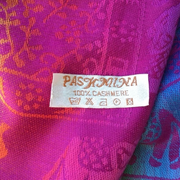 Vibrant Hand Woven Scarf / Sarong - Picture 5 of 5